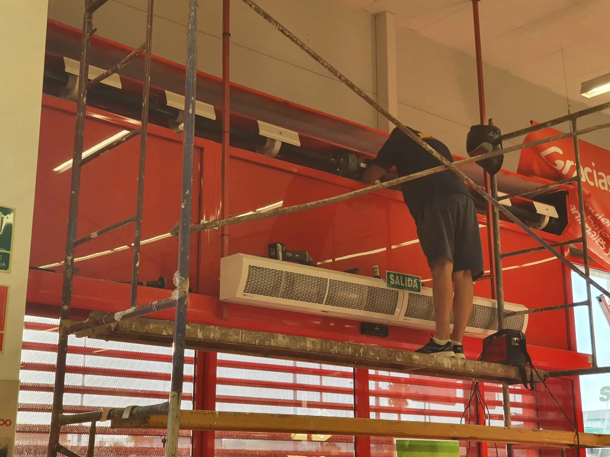 instalacion de puertas automaticas Cullera